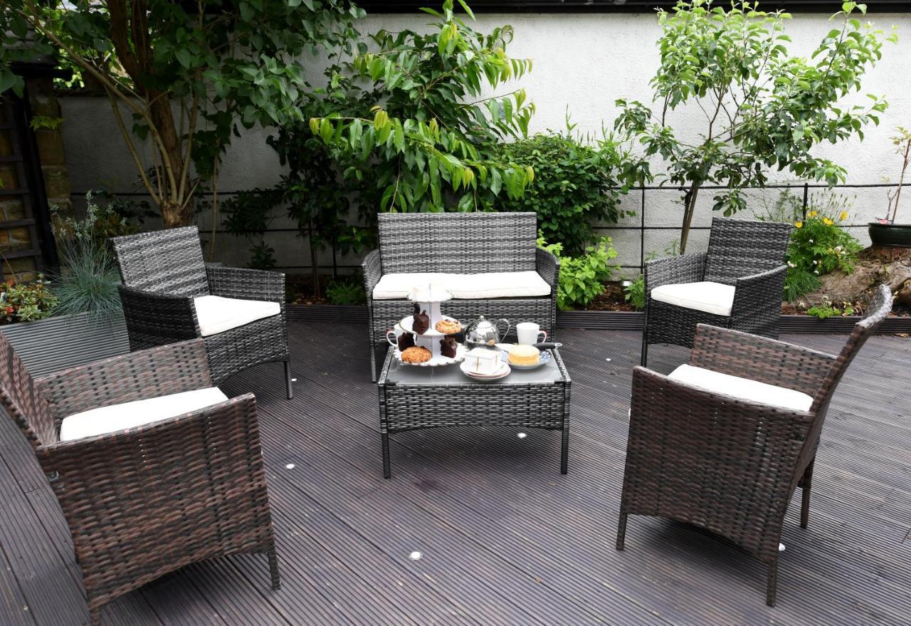 Harrogate Holiday Apartments - Courtyard Mews - Garden المظهر الخارجي الصورة